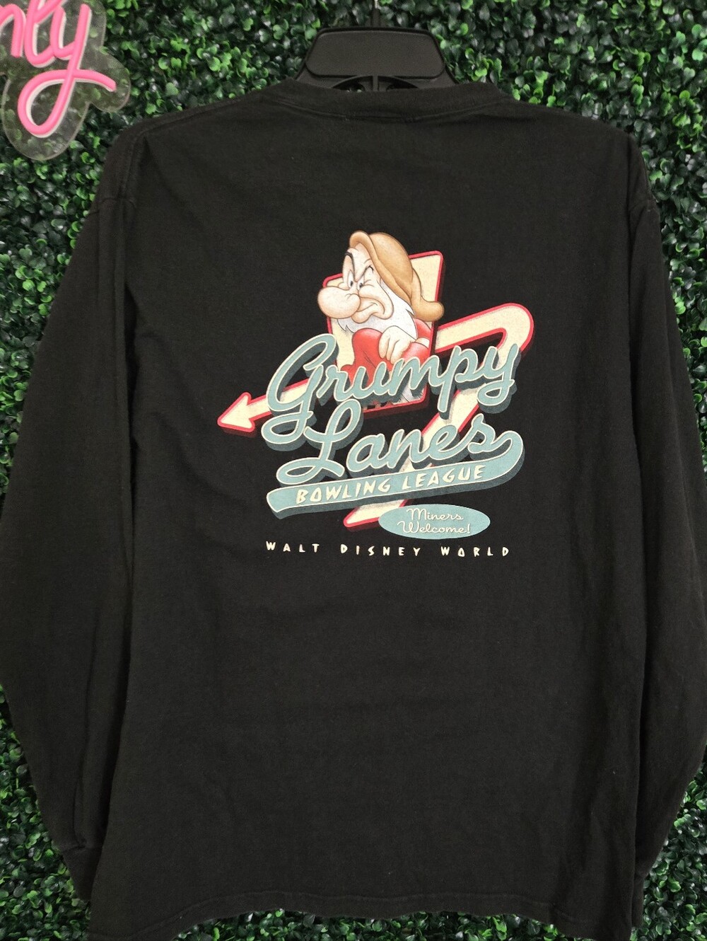VTG Walt Disney World Grumpy Lanes Bowling Men's Medium Unisex